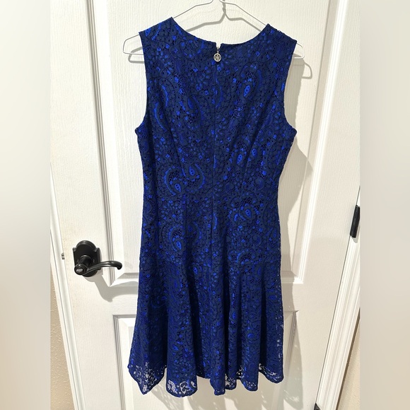 Tommy Hilfiger Blue Lace Overlay Sleeveless Sheath Dress - Picture 4 of 6